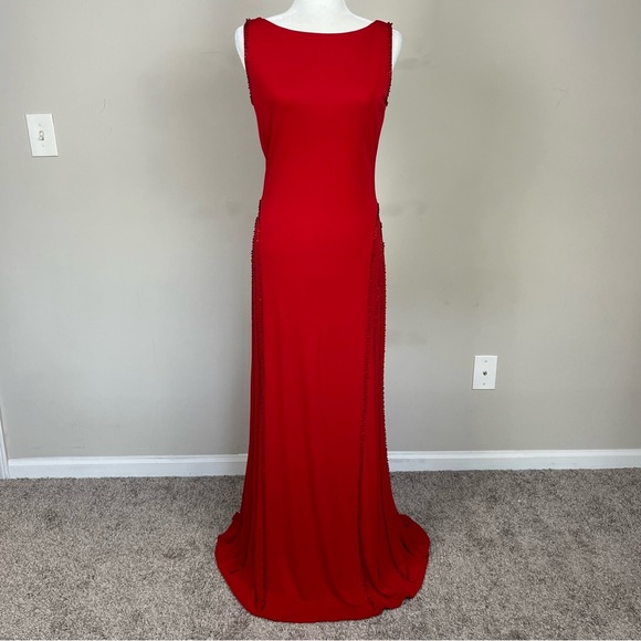 MAGGY LONDON BLACK LABEL BOAT NECK BEADED GOWN WITH TRAIN IN RED SIZE 8 - Picture 3 of 16